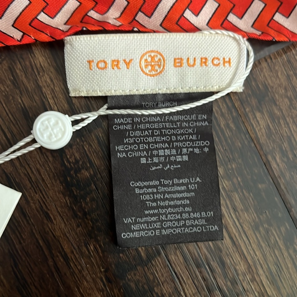 Silk Tory Burch scarf with matching journal and pencil set! Perfect gift!!!! - Picture 3 of 10